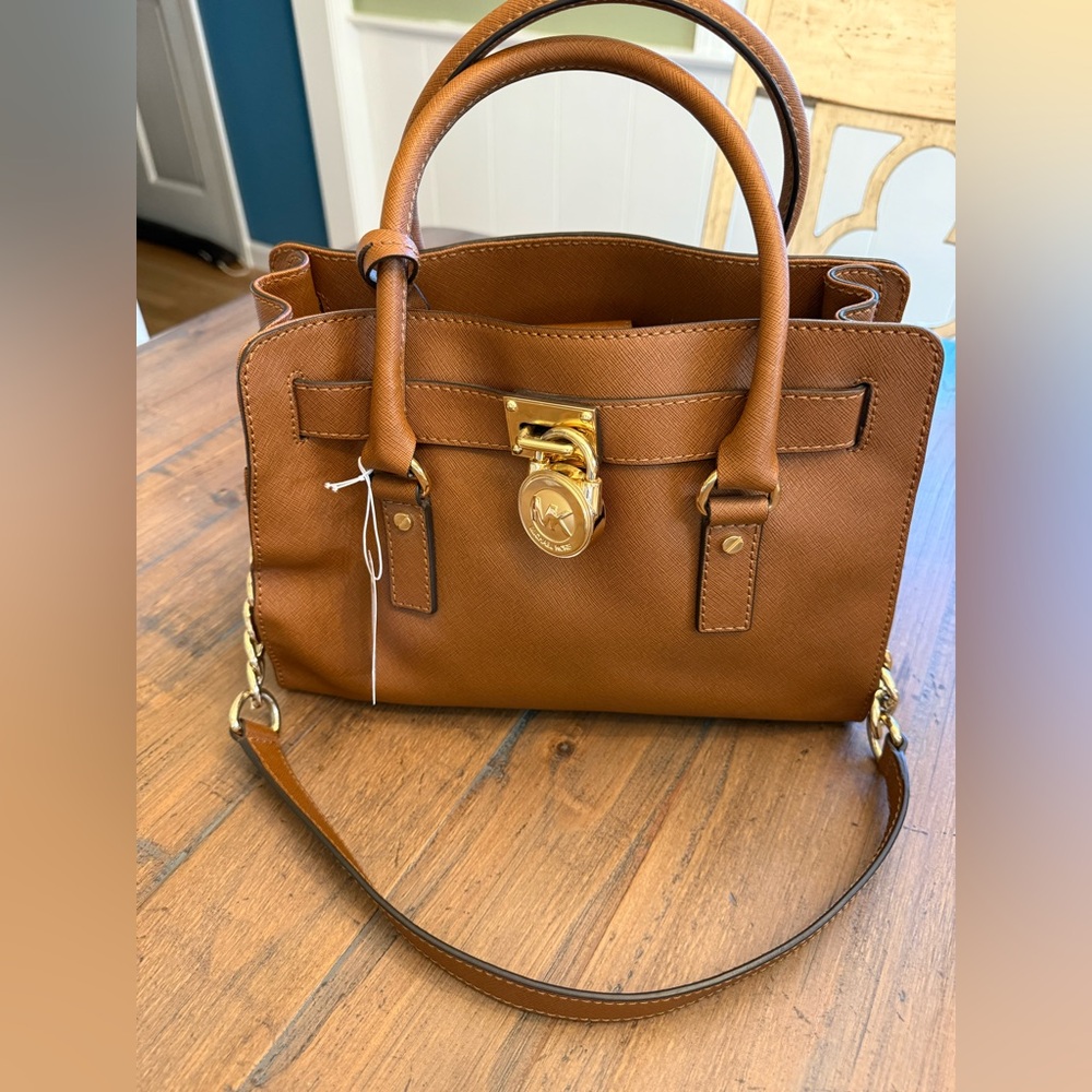Michael Kors Hamilton Large Luggage Brown Tote